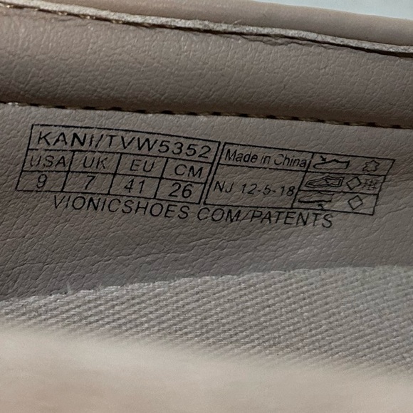 Vionic Kani Tan Perforated Slip On Sneaker Shoes 9 - Picture 10 of 10